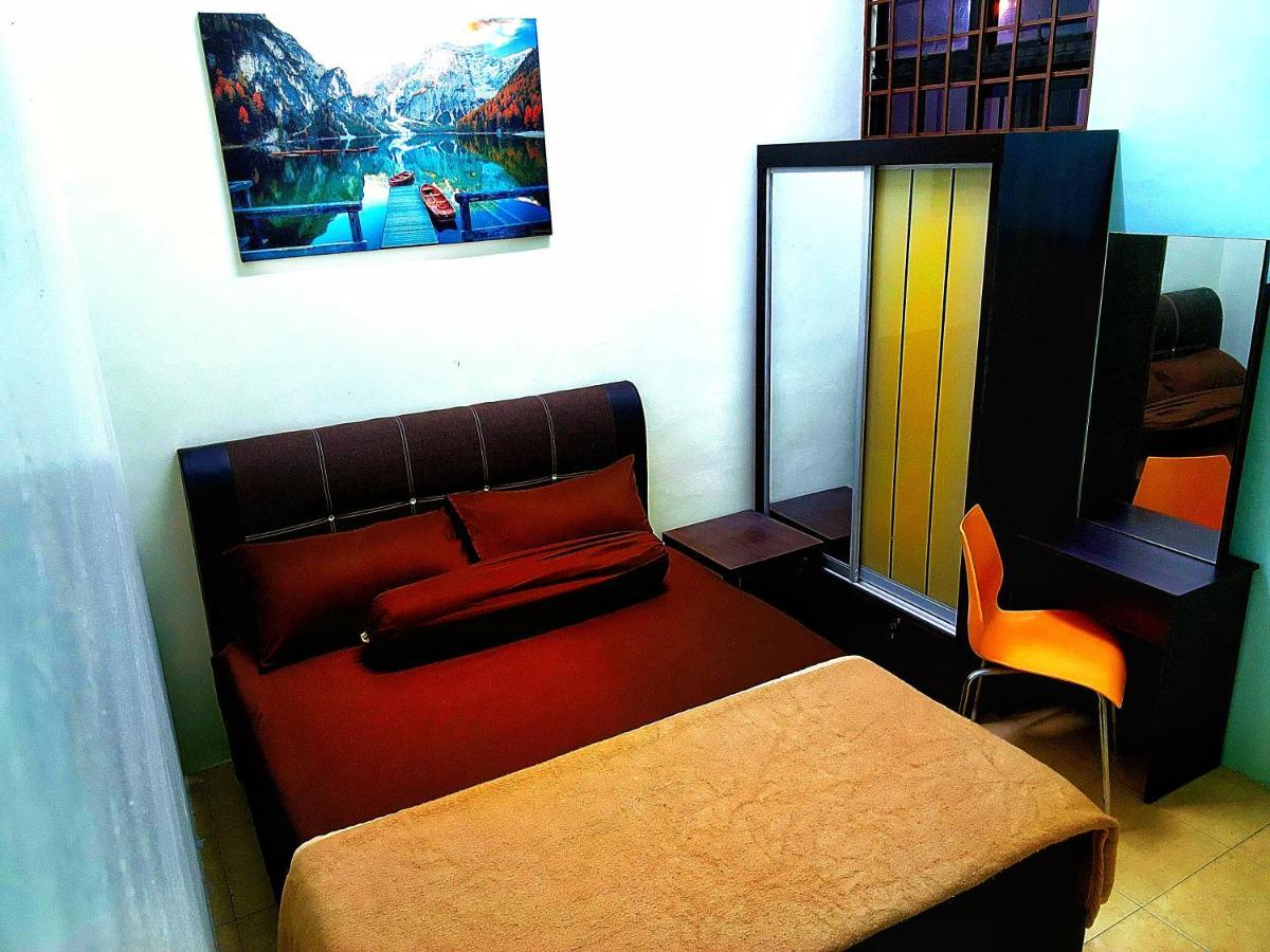 Staylena Klebang Melaka Homestay - Musliem Unit Esterno foto